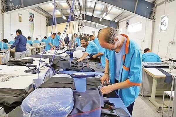 روایت آمارها از تغییر نرخ بیکاری در سال ۱۴۰۳ | نرخ بیکاری جوانان چقدر است؟